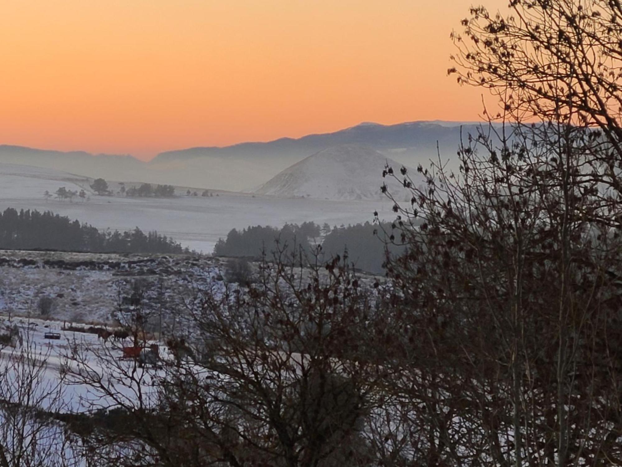 Gites La Boletiere Saint-Étienne-du-Valdonnez Buitenkant foto