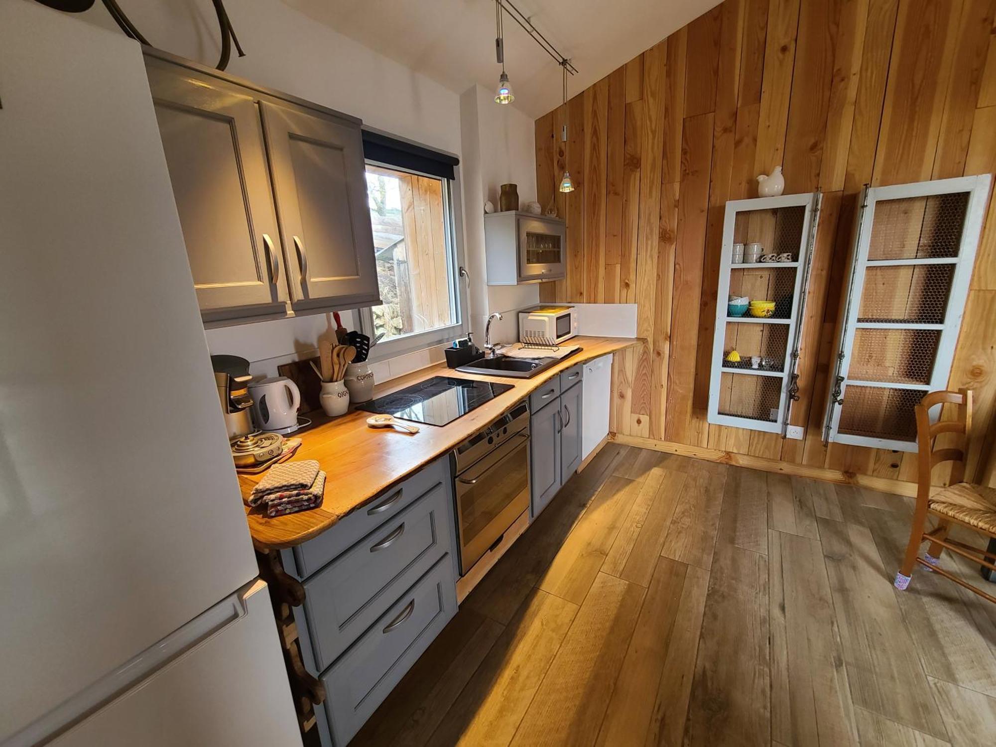 Gites La Boletiere Saint-Étienne-du-Valdonnez Kamer foto