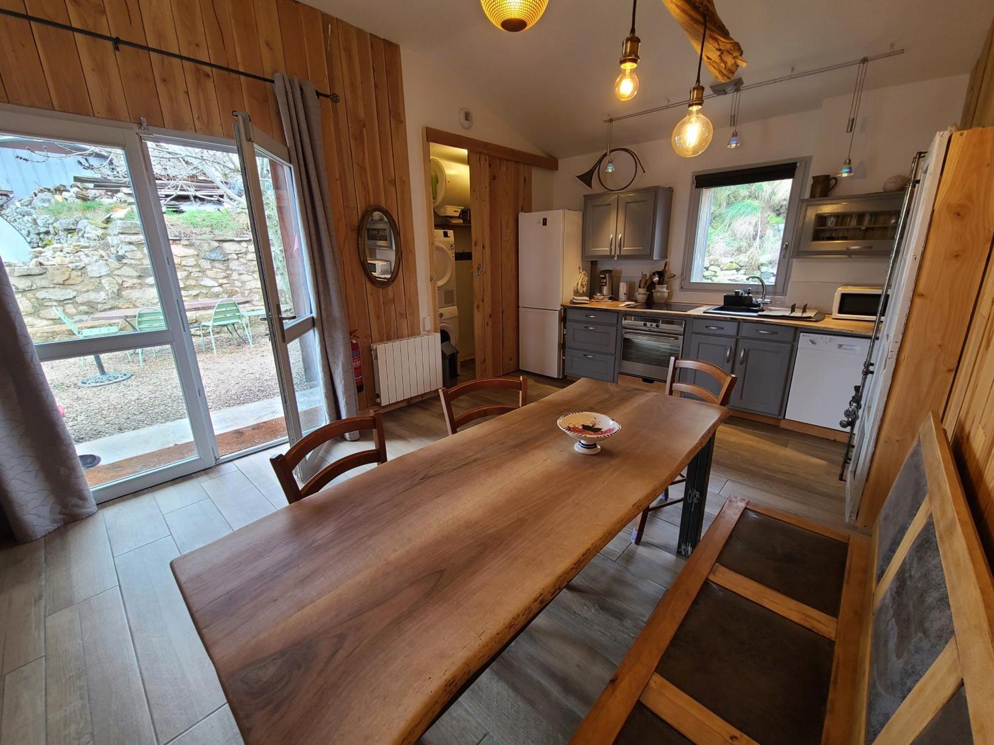 Gites La Boletiere Saint-Étienne-du-Valdonnez Kamer foto